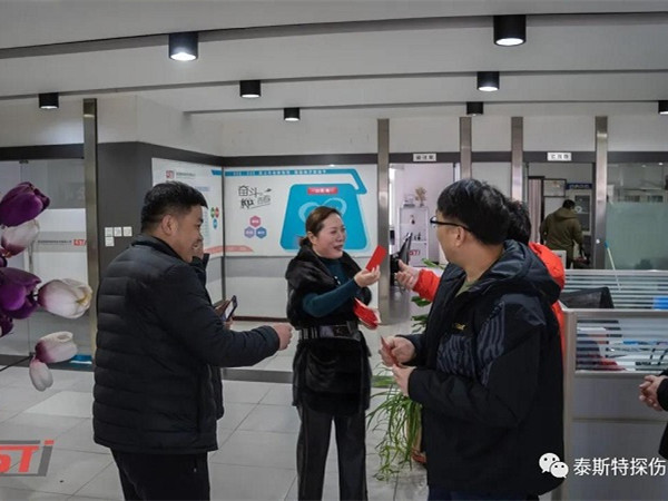蘑菇视频红色LOGO開工啦！